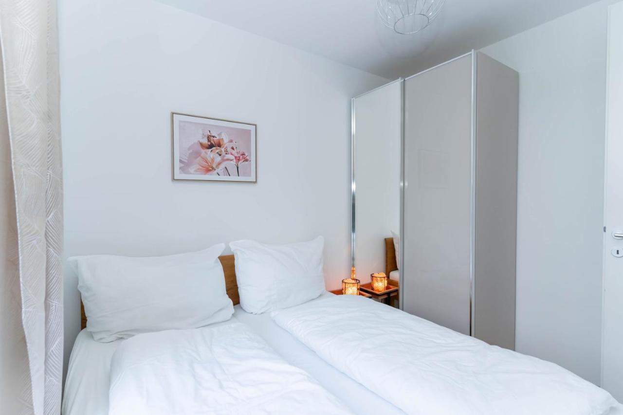Modern Apartment With Tiny Garden Near City Center ウィーン エクステリア 写真